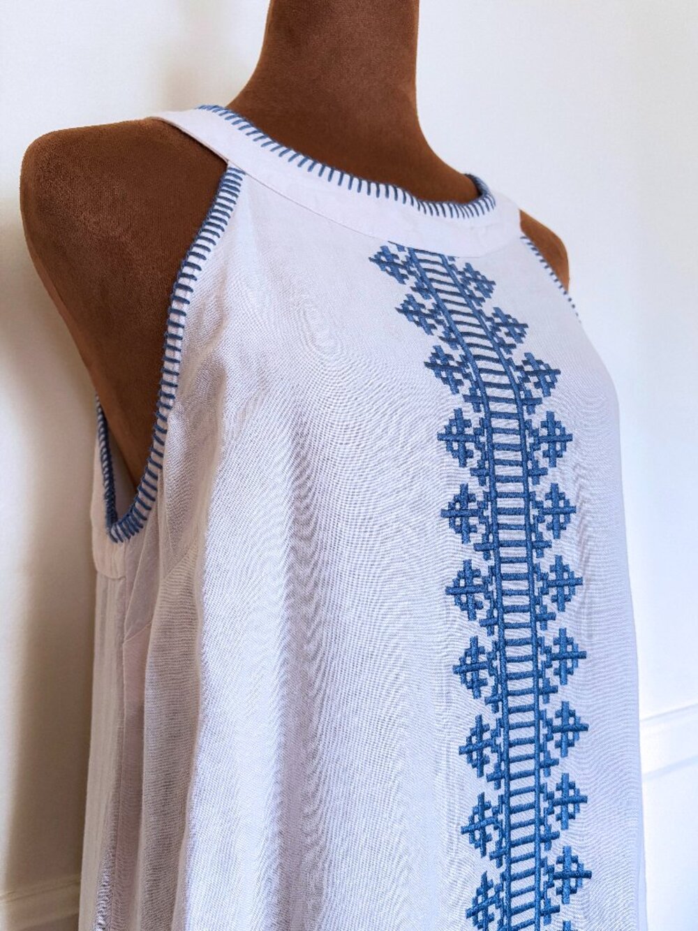 Sigrid Olsen 100% Linen White Blue Embroidered Shift Dress Small